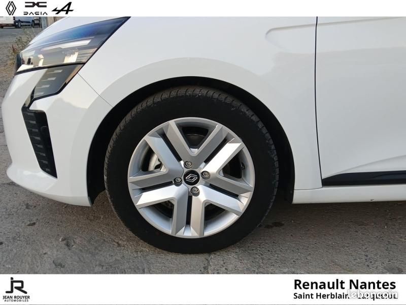 Renault Clio 1.6 E-Tech 145ch full hybrid Evolution (image 9)