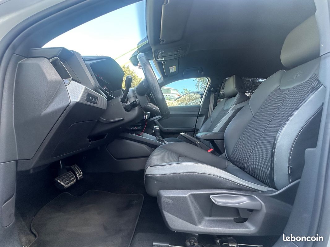 Audi A1 Sportback 35 TFSI 1.5 150CH S-line + CARPLAY + ECLAIRAGE D'AMBIANCE + 2EME MAIN + GARANTIE 12 MOIS (image 9)