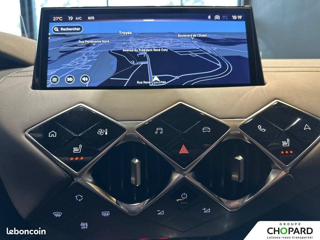 DS DS 3 E-Tense Antoine de Saint Exupery (image 20)