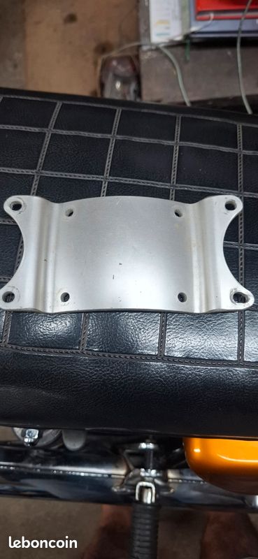 Garde-Boue Avant Moto Suzuki 600 RF – Occasion – Pièce D’origine