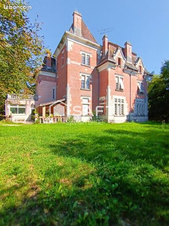 Château 12 pièces 433 m²