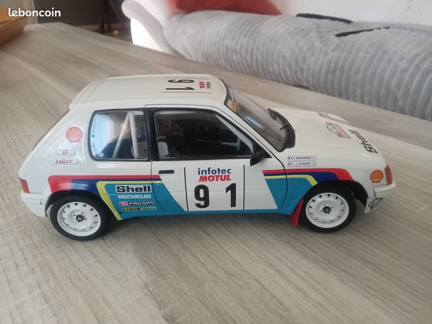 Ottomobile 1:18 Peugeot 205 Junior Année de construction 1988 blanc