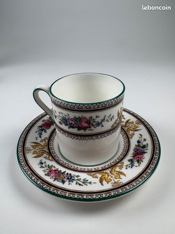 Tasse soucoupe porcelaine Wedgwood Bone China England vintage (image 1)