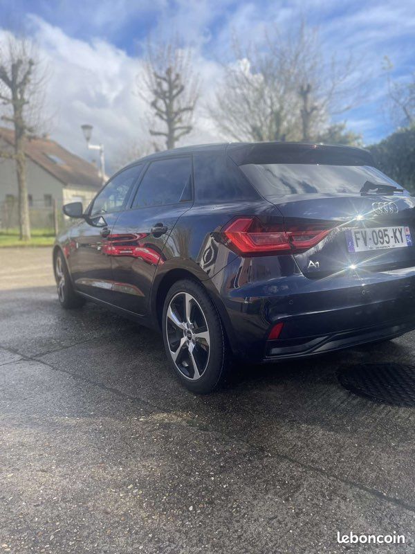 AUDI A1 sportback (image 2)