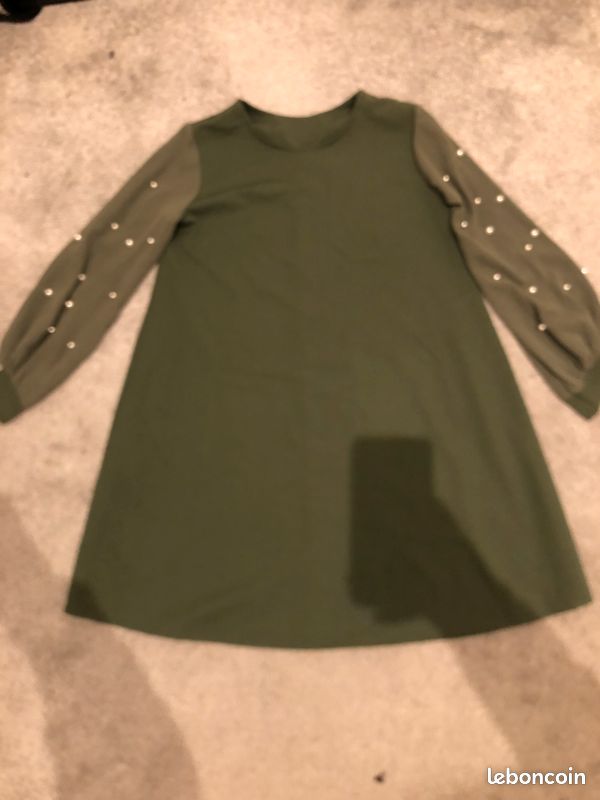 Robe (image 1)