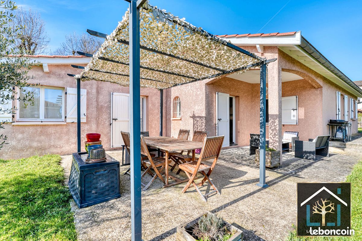 Maison 6 pièces 135 m² · à Villars-les-Dombes · 135 m² · 399 000 €