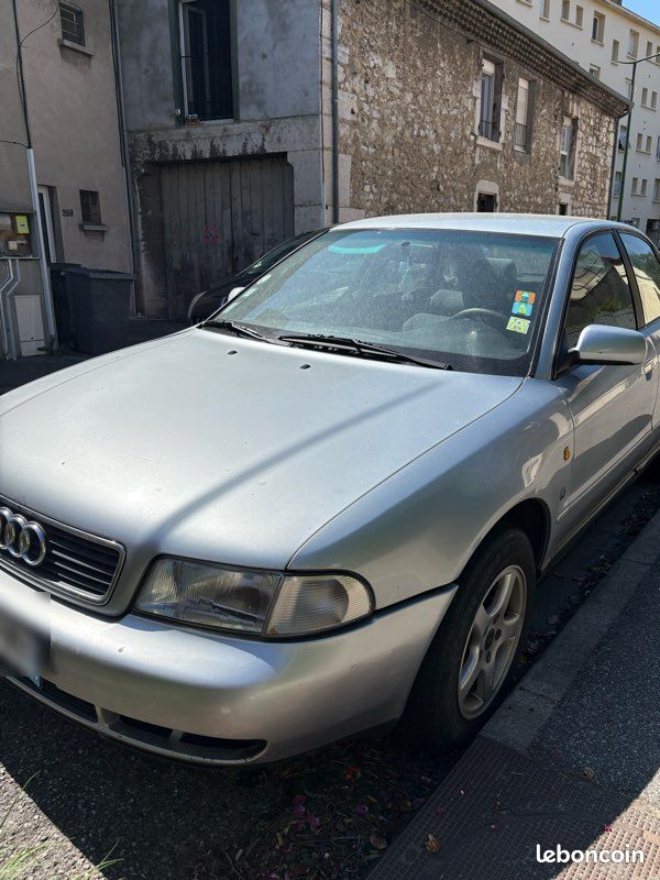 Audi A4 (image 1)