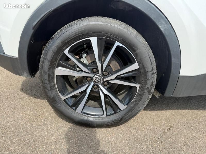 Toyota C-HR 2.0 Hybride 200ch Design NG23 (image 20)