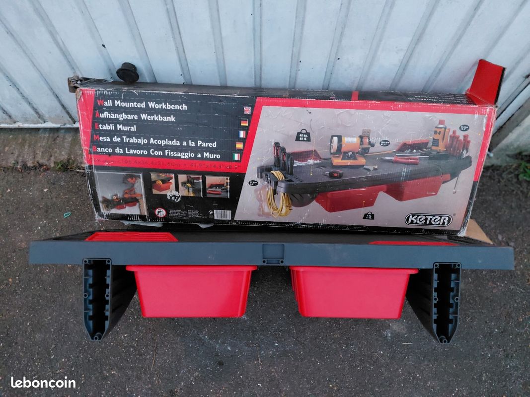 Etabli plastique a fixee au mur neuf dans son carton (image 3)