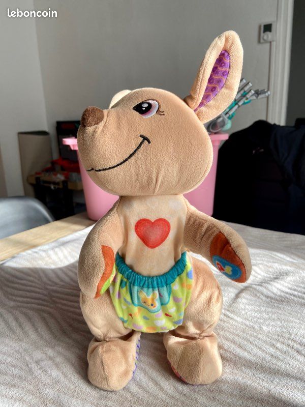 Peluche kangourou interactif (image 2)