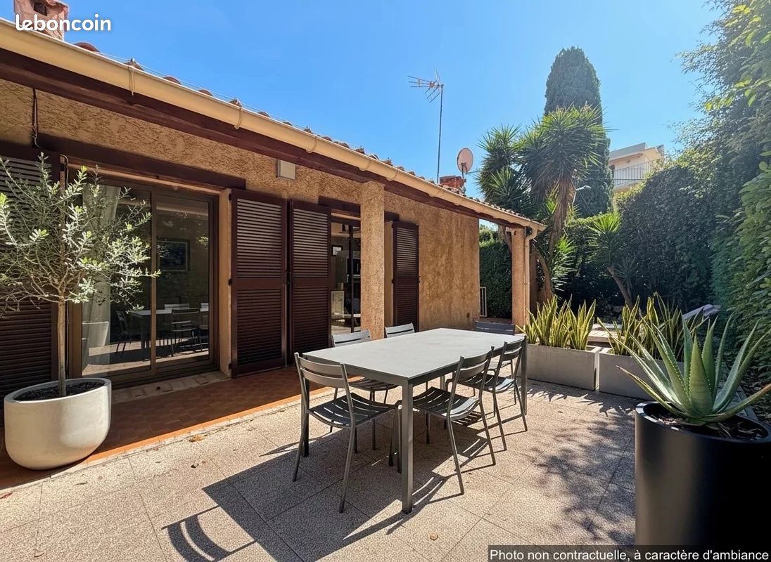 Maison 7 pièces 166 m² · à Antibes · 166 m² · 1 365 000 €