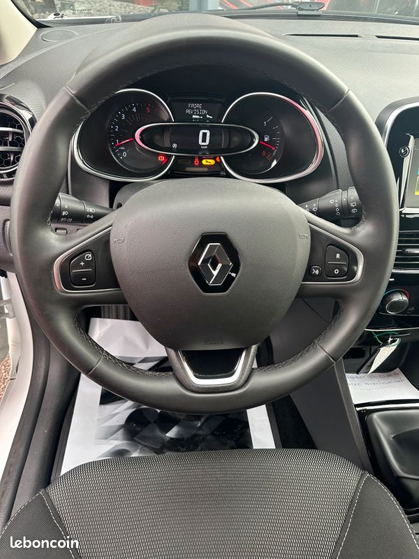 Renault Clio 1.5 L DCi 75 CH "Business" 1ère Main (image 4)