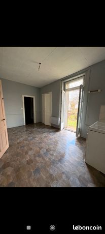 Loue appartement F2 à Ussel