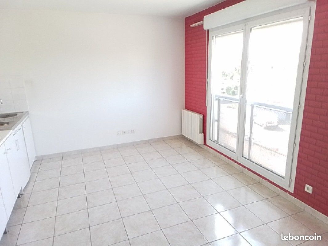 Appartement 1 pièce 30 m² · à Tassin-la-Demi-Lune · 30 m² · 568 €/mois