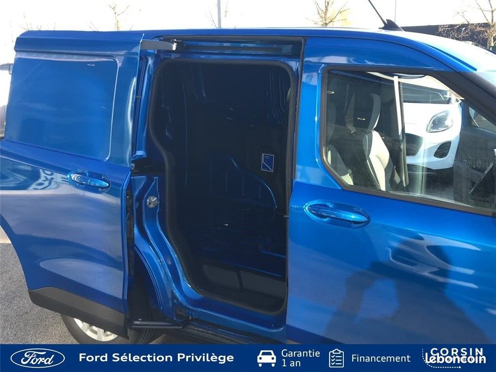 Ford transit courier FOURGON FGN 1.0 ECOBOOST 125 DCT7 LIMITED (image 25)