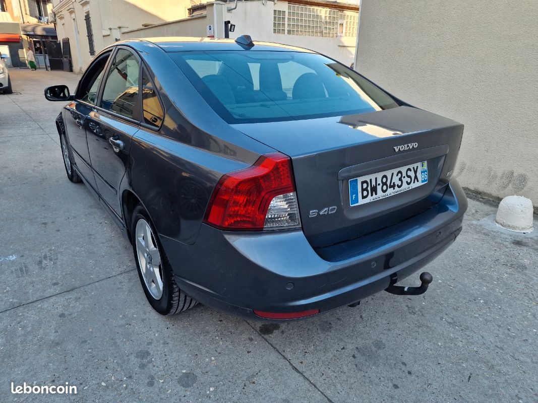 Volvo S40 1.6d 110ch momentum (image 3)