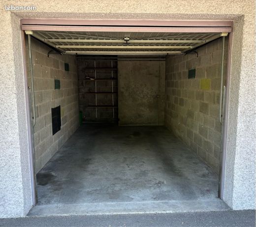 Garage box à louer