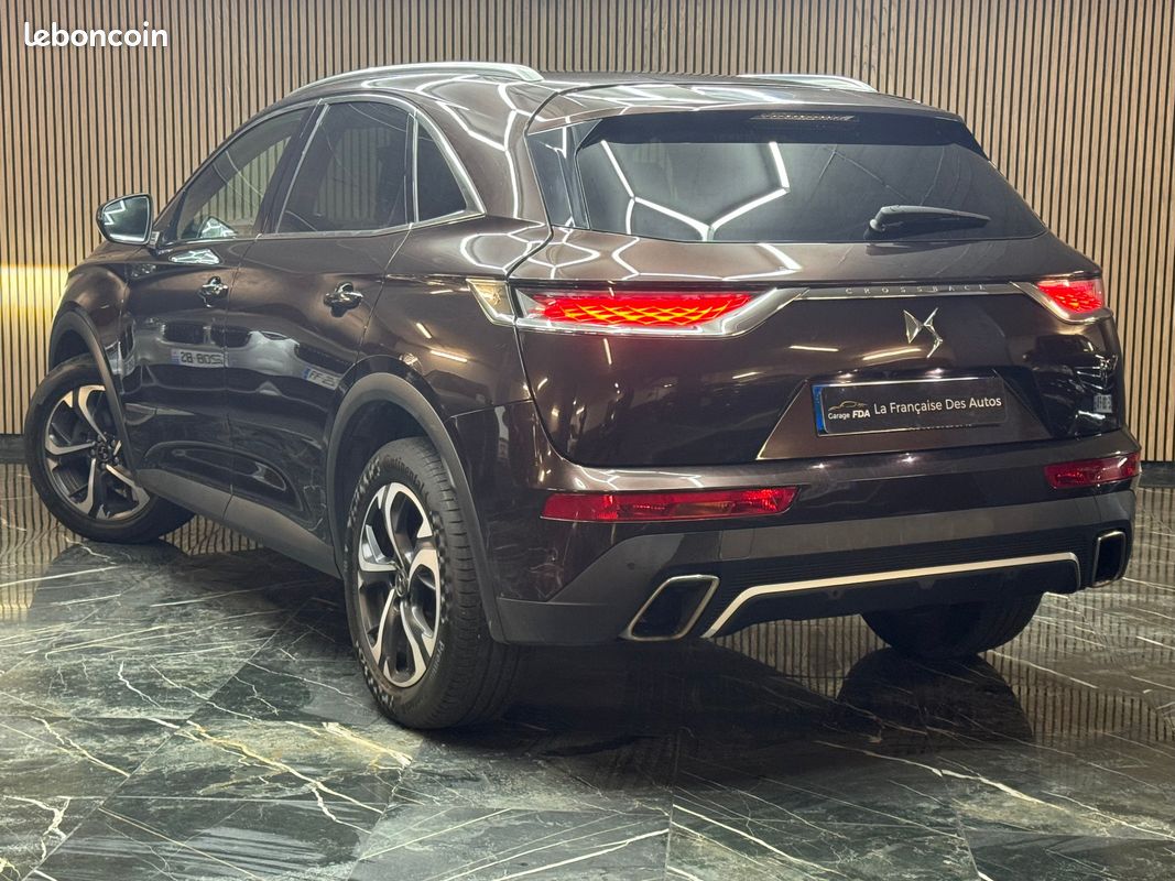 DS DS7 CROSSBACK EXECUTIVE Ess 180 EAT8 Executive (image 4)