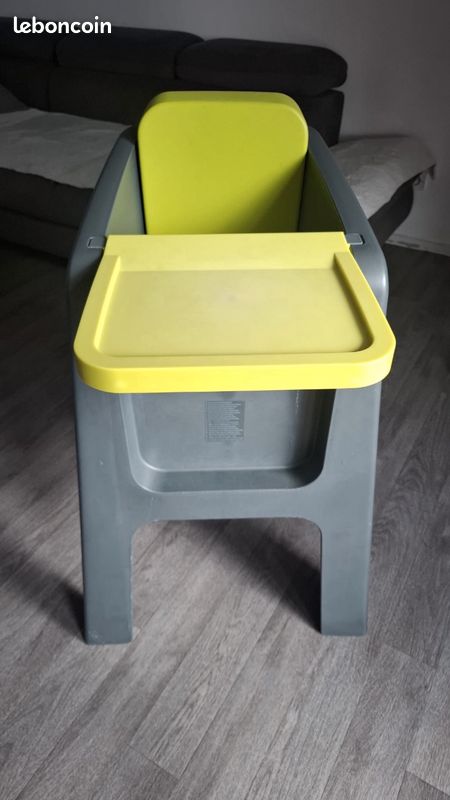 Chaise haute (image 1)