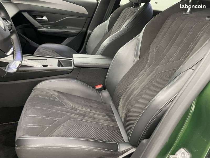 Peugeot 308 PHEV 225 e-EAT8 GT (image 14)