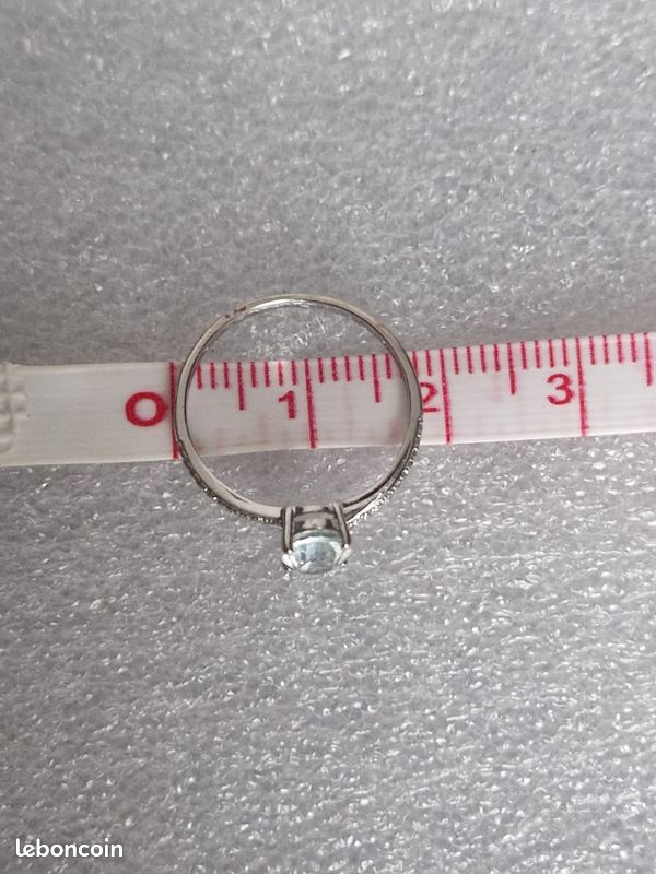 💍 Bague en or blanc 9 carats (image 8)