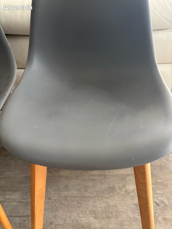 Lot de 2 chaises scandinaves grises (image 5)