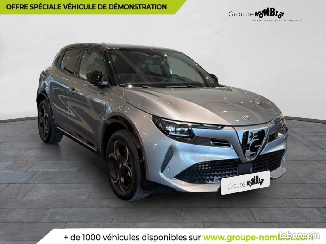Alfa Romeo Junior ELECTRIQUE Elettrica 156 ch Intensa (image 3)