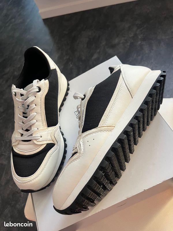 Chaussures EMPORIO ARMANI Chaussures