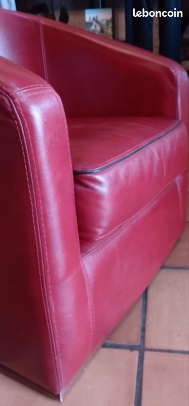 Fauteuil cabriolet en cuir rouge (image 3)