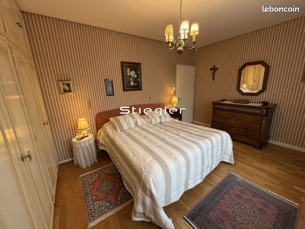 https://img.leboncoin.fr/api/v1/lbcpb1/images/3d/7a/31/3d7a31b711df03ec5c29cbdc483b1d5722af0f57.jpg?rule=ad-image