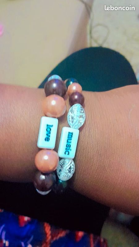 Bracelets (image 4)