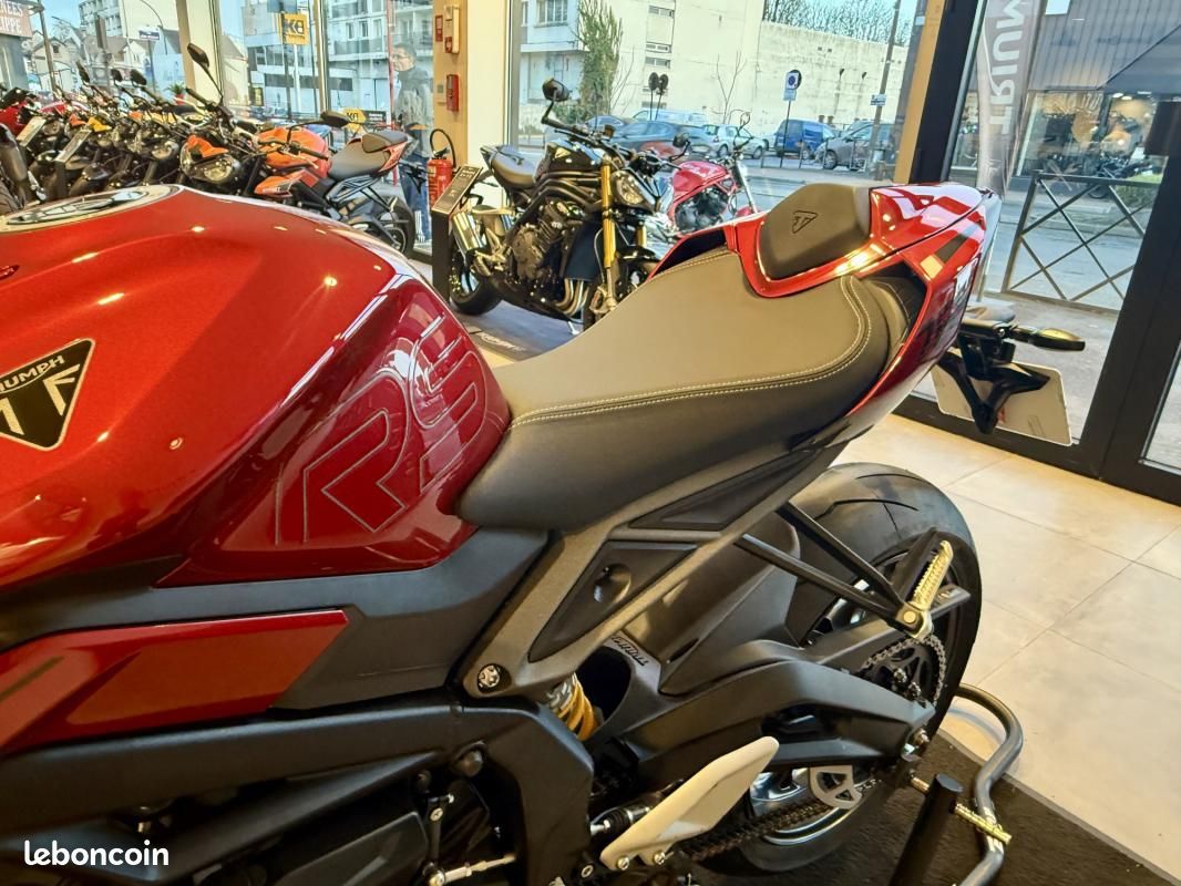 Triumph STREET TRIPLE 765 RS (image 14)