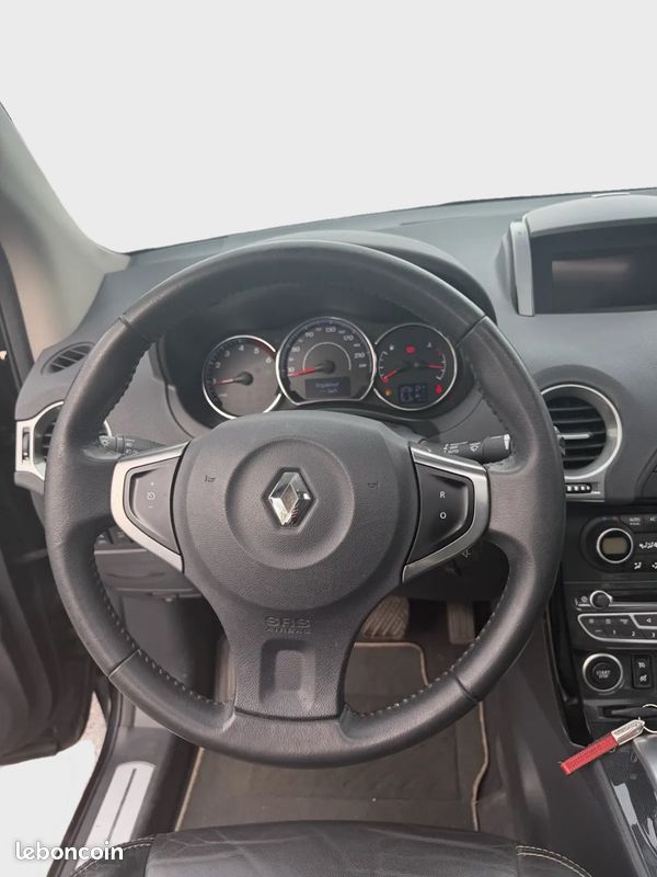 Renault KOLEOS 2.0 dCi 150 4X4 BVA EXCEPTION - CUIR - XÉNON - TOIT OUVRANT (image 10)