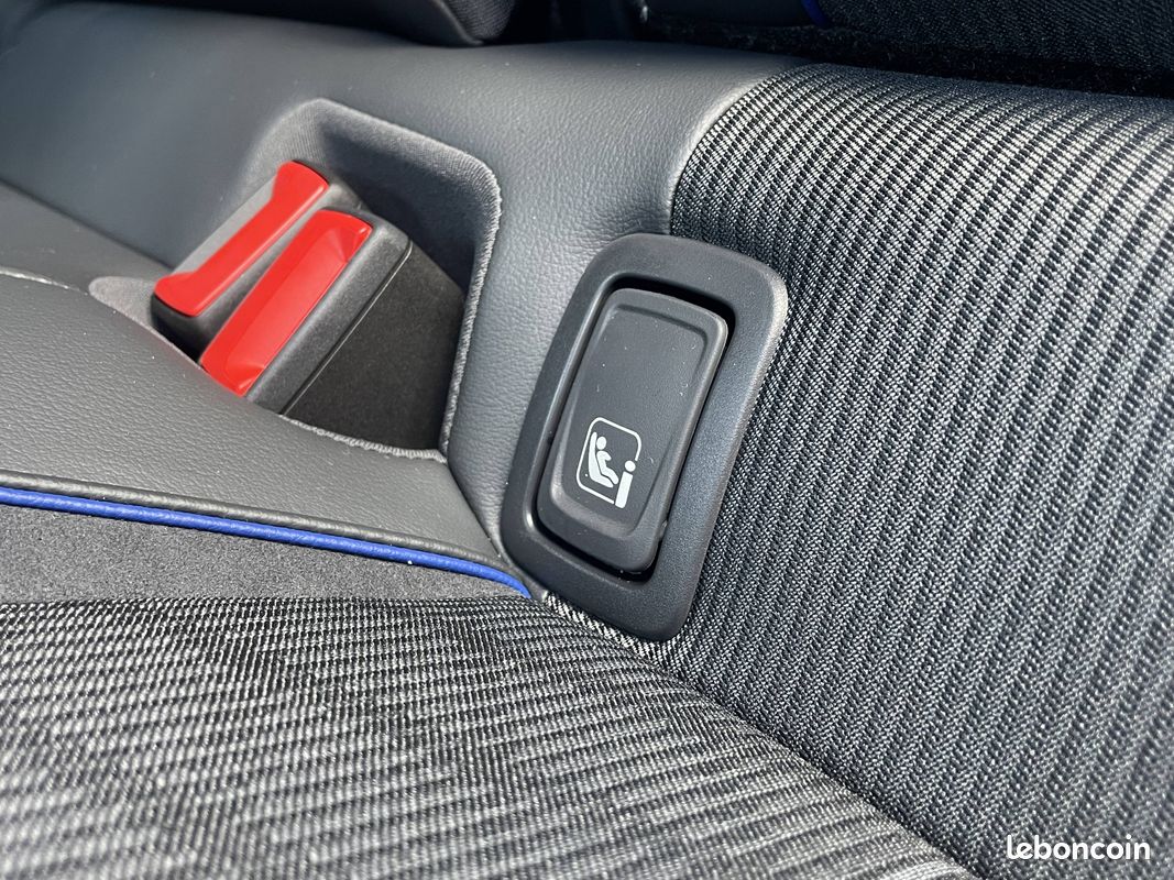 VOLKSWAGEN Passat 1.5 eHybrid 272 DSG6 R-Line (image 19)