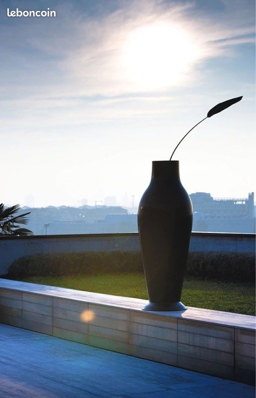 Kartell MISS FLOWER POWER VASE STARCK blanc valeur 650 Engeni Quitllet TB Etat (image 3)