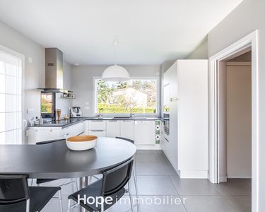 Maison 675 000 € - 170 m²