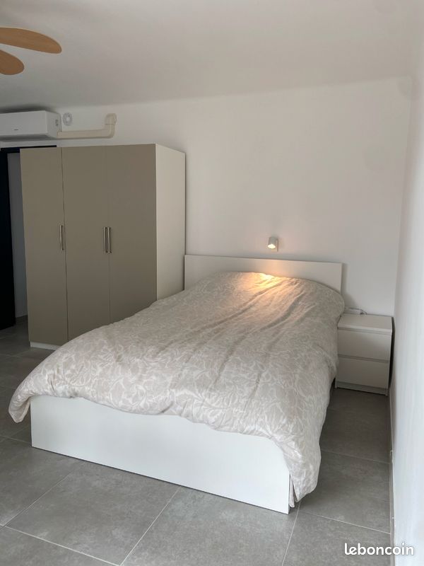 Appartement refait à neuf à 400 m de la plage des Sablettes - parking fermé (image 3)