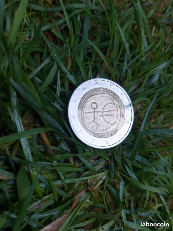 Pièces 2 euros rare 2009 (image 1)
