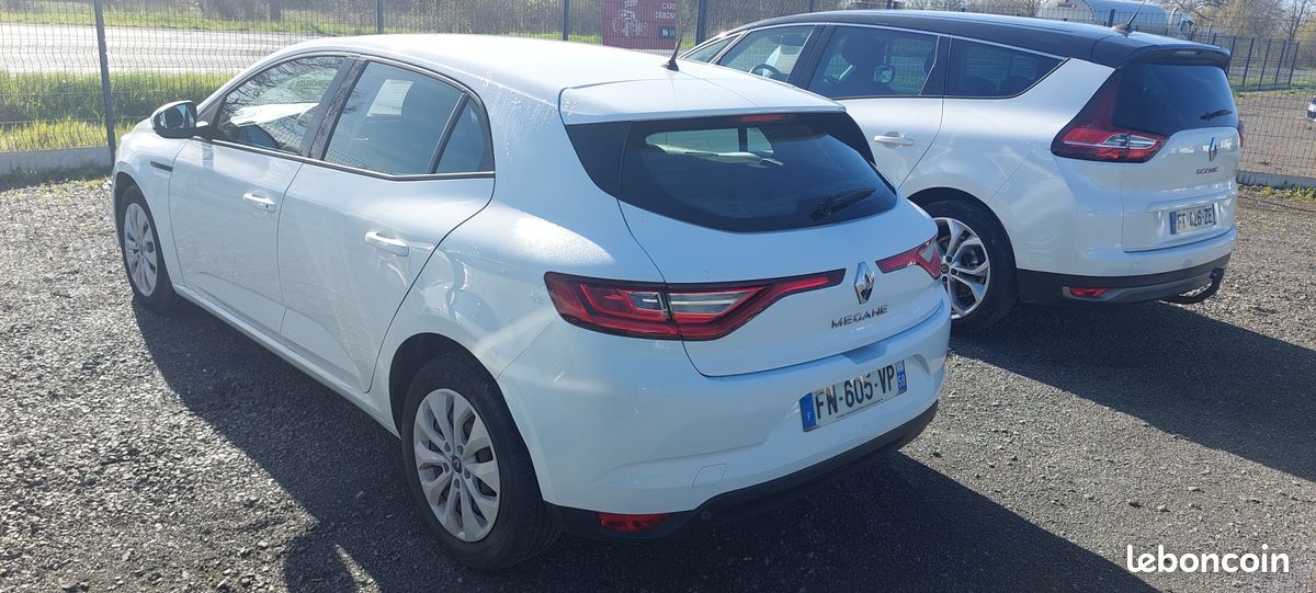 Megane 4 Air Nav Soc 1.5l DCI 95 cv , 100000 km, 1e Main TVA Récupérable 2 places (image 2)