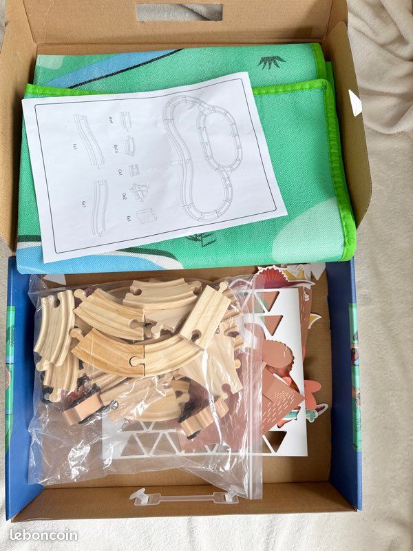 Coffret jouet circuit train dinosaure en bois Gifi (image 3)