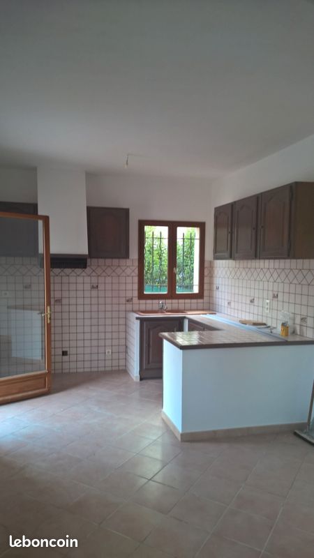 Appartement 2 pièces 41 m² · à Aix-en-Provence · 41 m² · 870 €