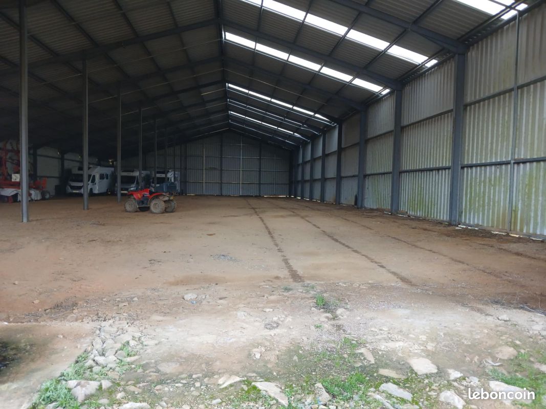 Location hangar stockage (image 2)