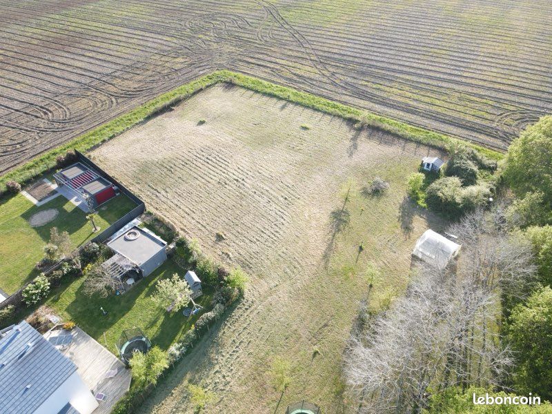 2 grands terrains 1152 et 1371m2 proche centre · à Drefféac · 80 000 €