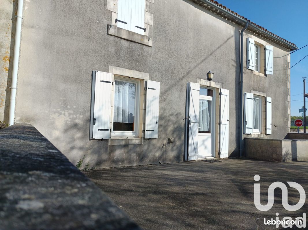 Maison 6 pièces 170 m² · à Mouilleron-Saint-Germain · 170 m² · 130 000 €