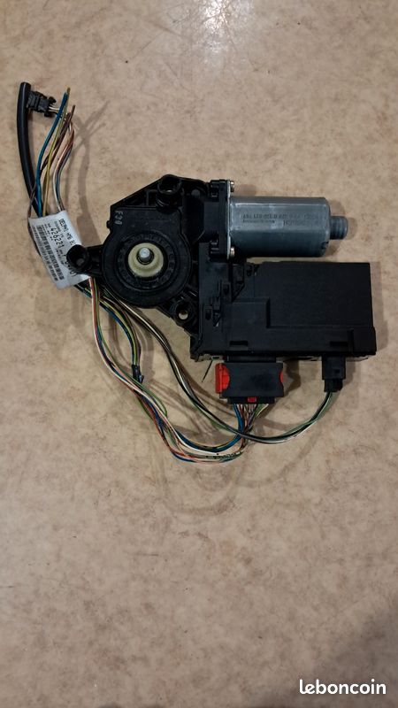 Moteur lève vitre avant gauche Peugeot 307 (image 2)