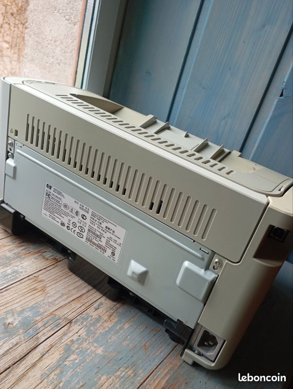 Imprimante HP Laser jet P1005 (image 3)