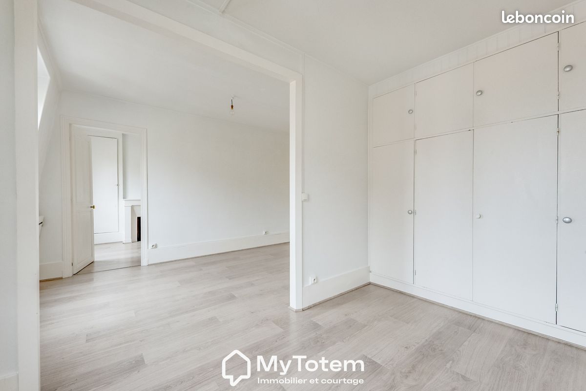 Appartement 2 pièces 53 m² · à Versailles · 53 m² · 325 000 €