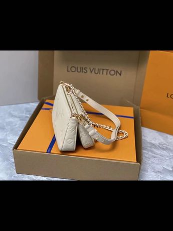 Sacs Louis Vuitton Gris d'occasion