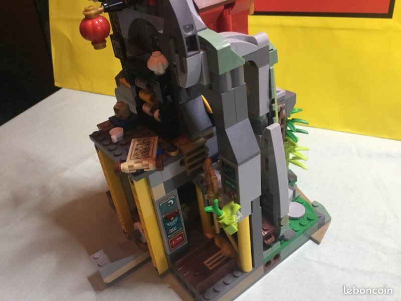 PAS D’ENVOI LEGO MONKIE KID 80044 MONKIE KID’S TEAM HIDEOUT complet avec boîte et plan plus pièces détachées supplémentaires (image 11)