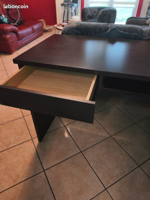 Bureau en bois noir (image 2)